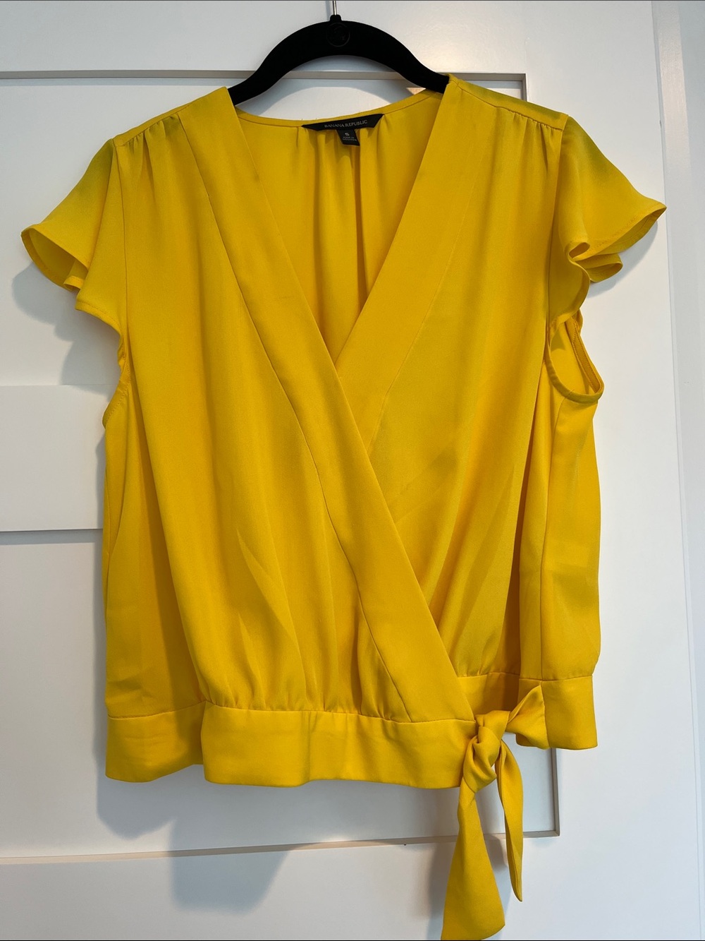 Banana Republic Yellow Silk-Look tie Blouse